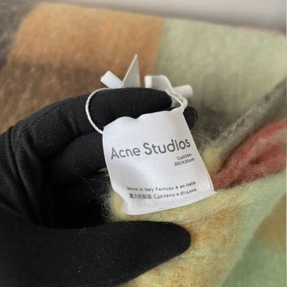Acne studios scarf - Picture 2 of 3